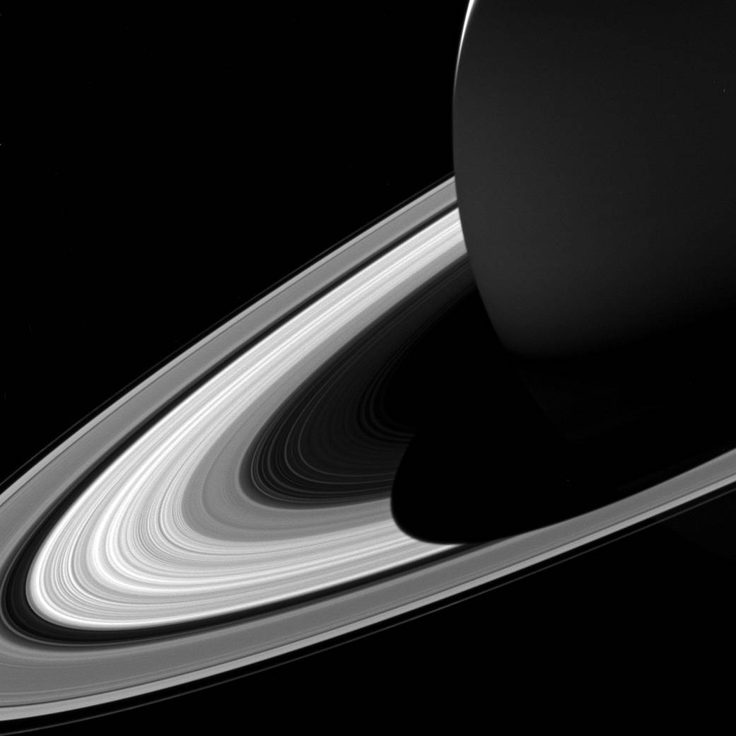 inSpace Forum: Aleya pamyati: luchshie kadryi, otsnyatyie stantsiey Cassini 2